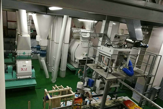 肉雞飼料設備 肉雞飼料設備